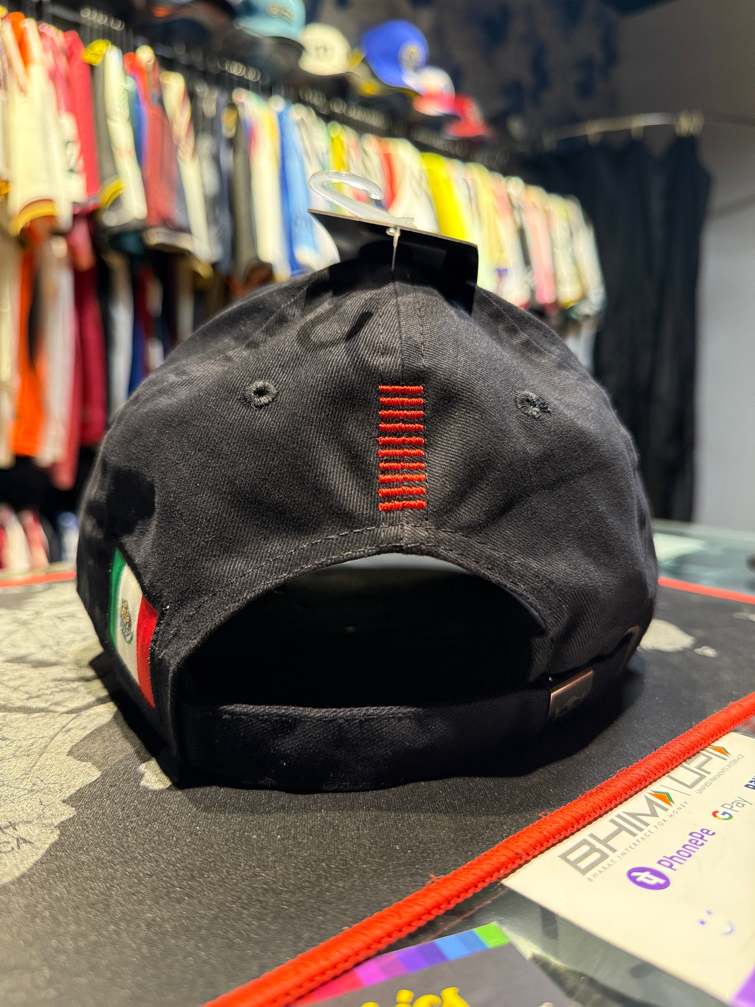 Red Bull 11 cap