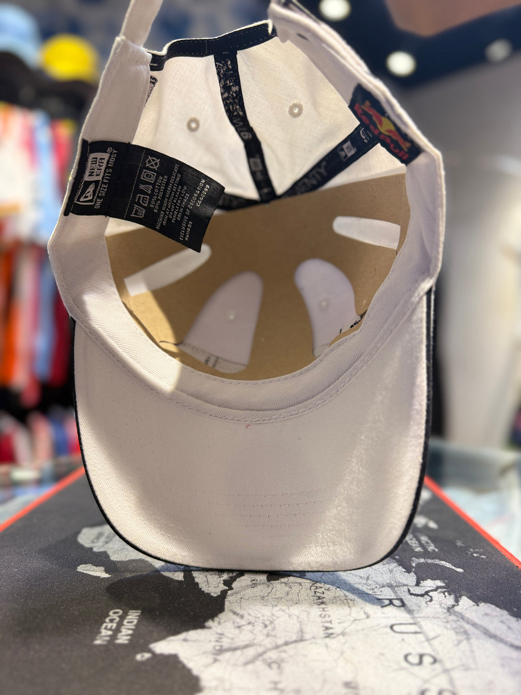 Red Bull 11 cap