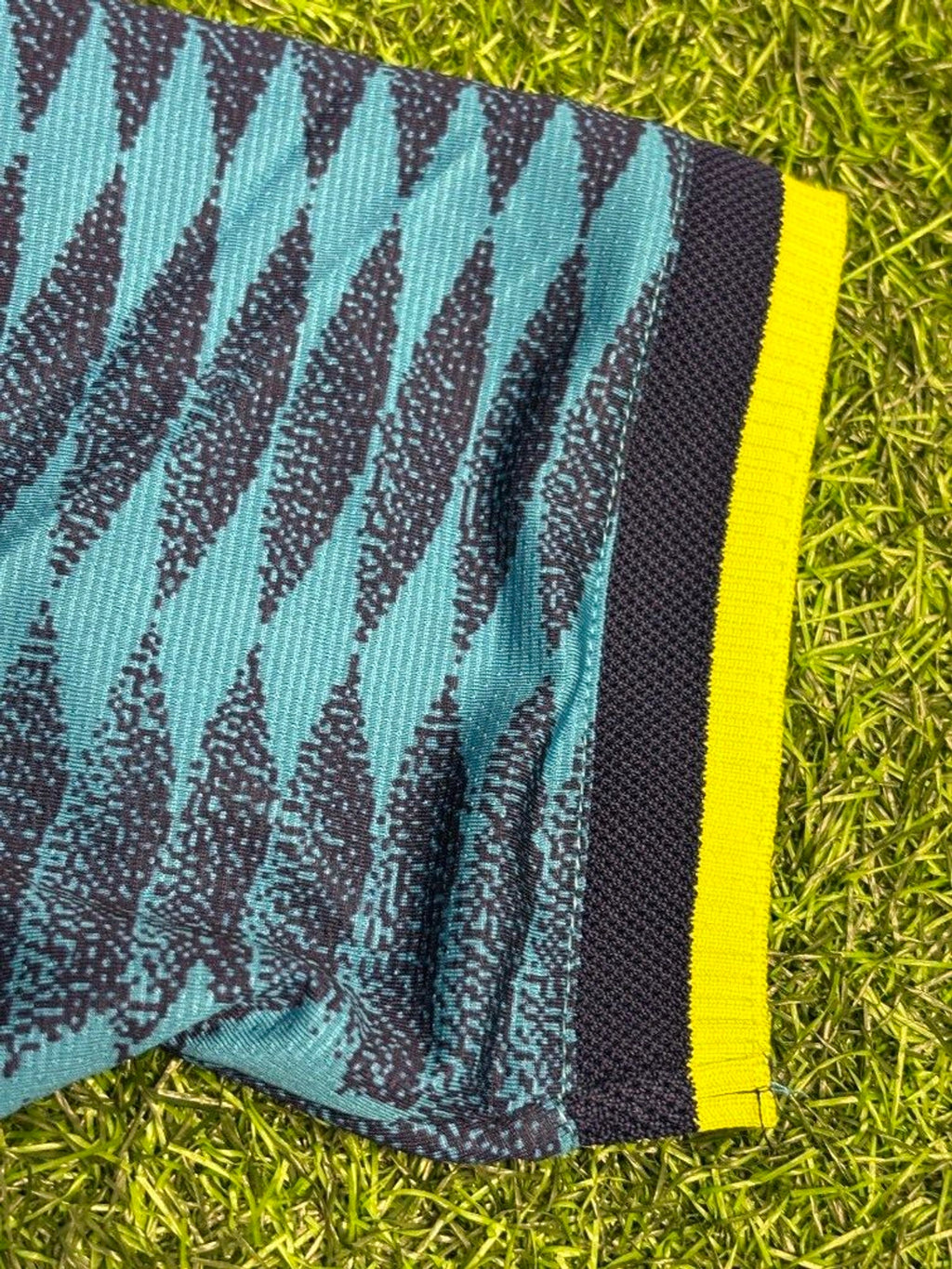 Colombia 2026 World Cup Away Kit Player Edition