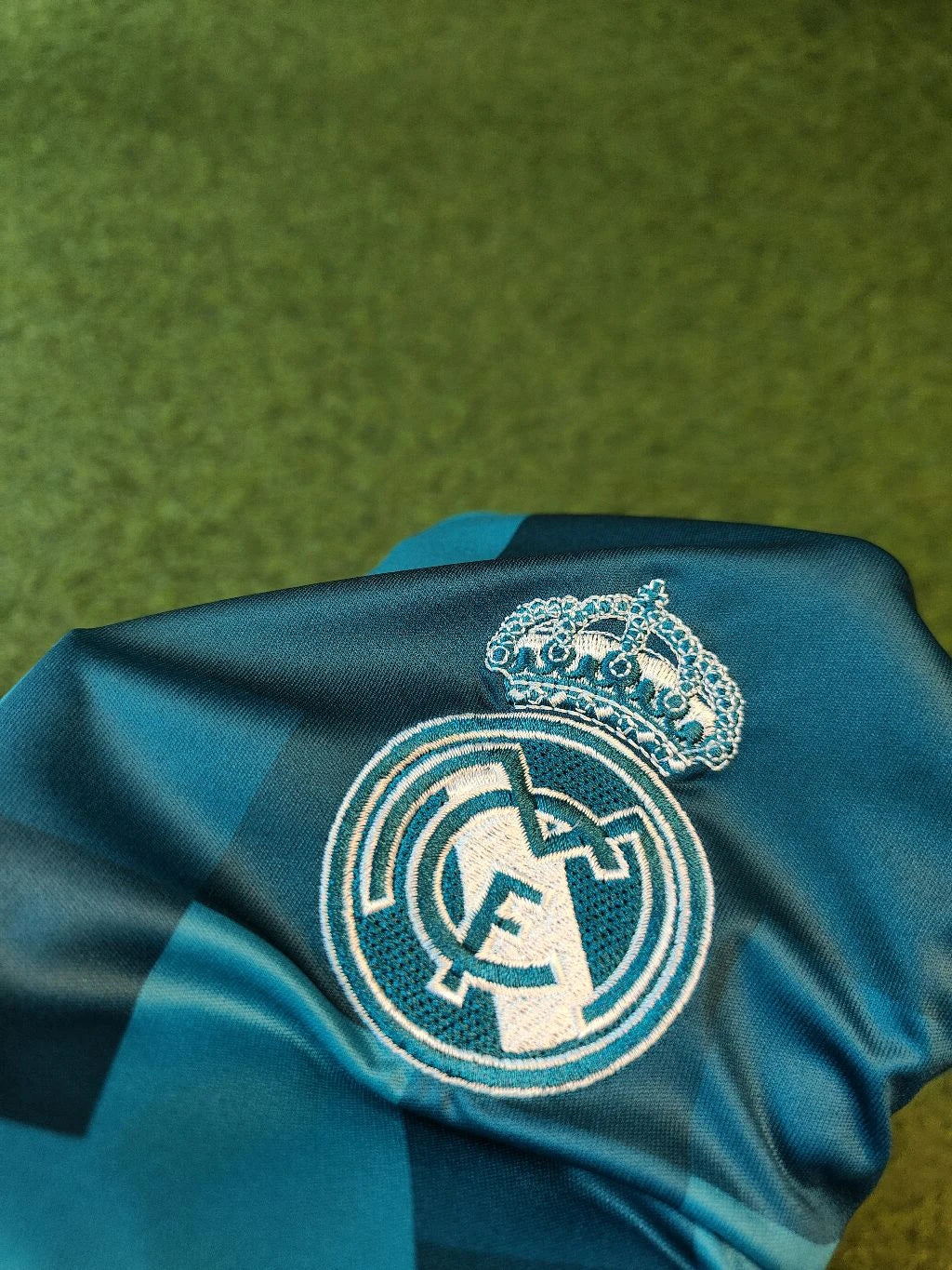 Retro Madrid 17/18 Bycycle Kick Half Sleeve Jersey