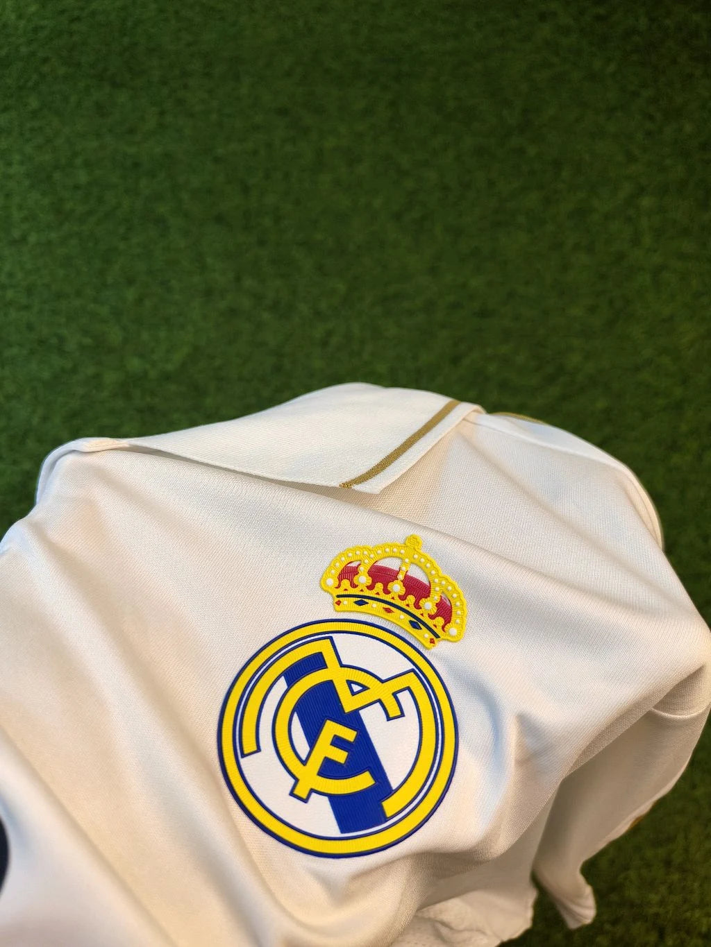 Retro Madrid 2011-12 Home Bwin Jersey