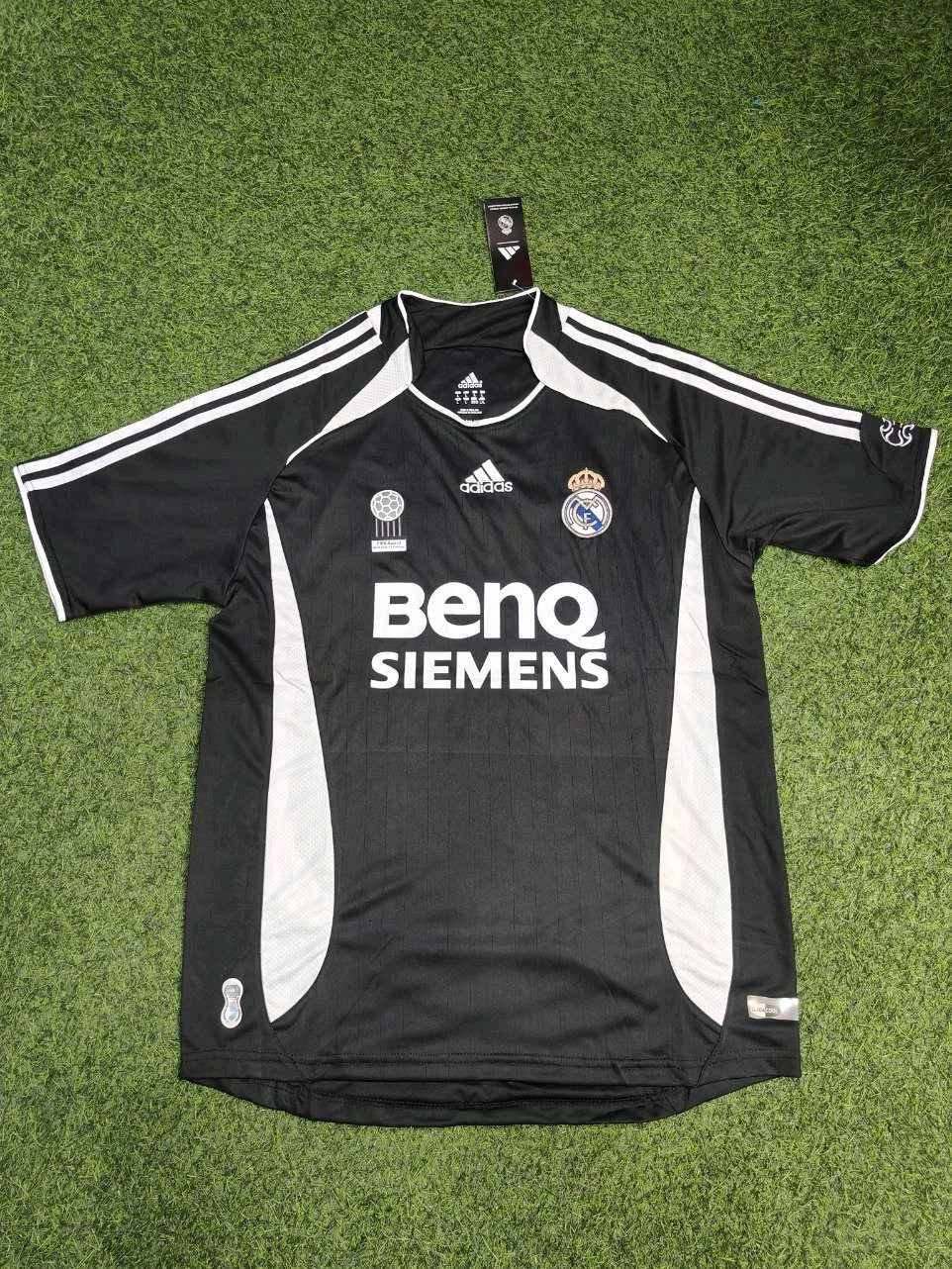 Retro Madrid 2006-07 Away Jersey - XL Retro Madrid 2006-07 Away Jersey - XL Retro Madrid 2006-07 Away Jersey - XL Retro Madrid 2006-07 Away Jersey - XL Retro Madrid 2006-07 Away Jersey - XL Retro Madrid 2006-07 Away Jersey
