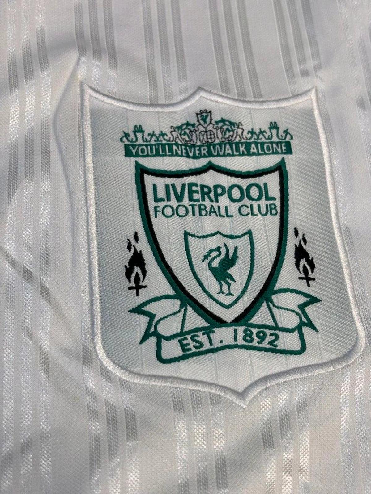 Retro Liverpool FC 1995-96 Away Half Sleeve