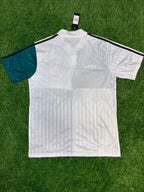 Retro Liverpool FC 1995-96 Away Half Sleeve