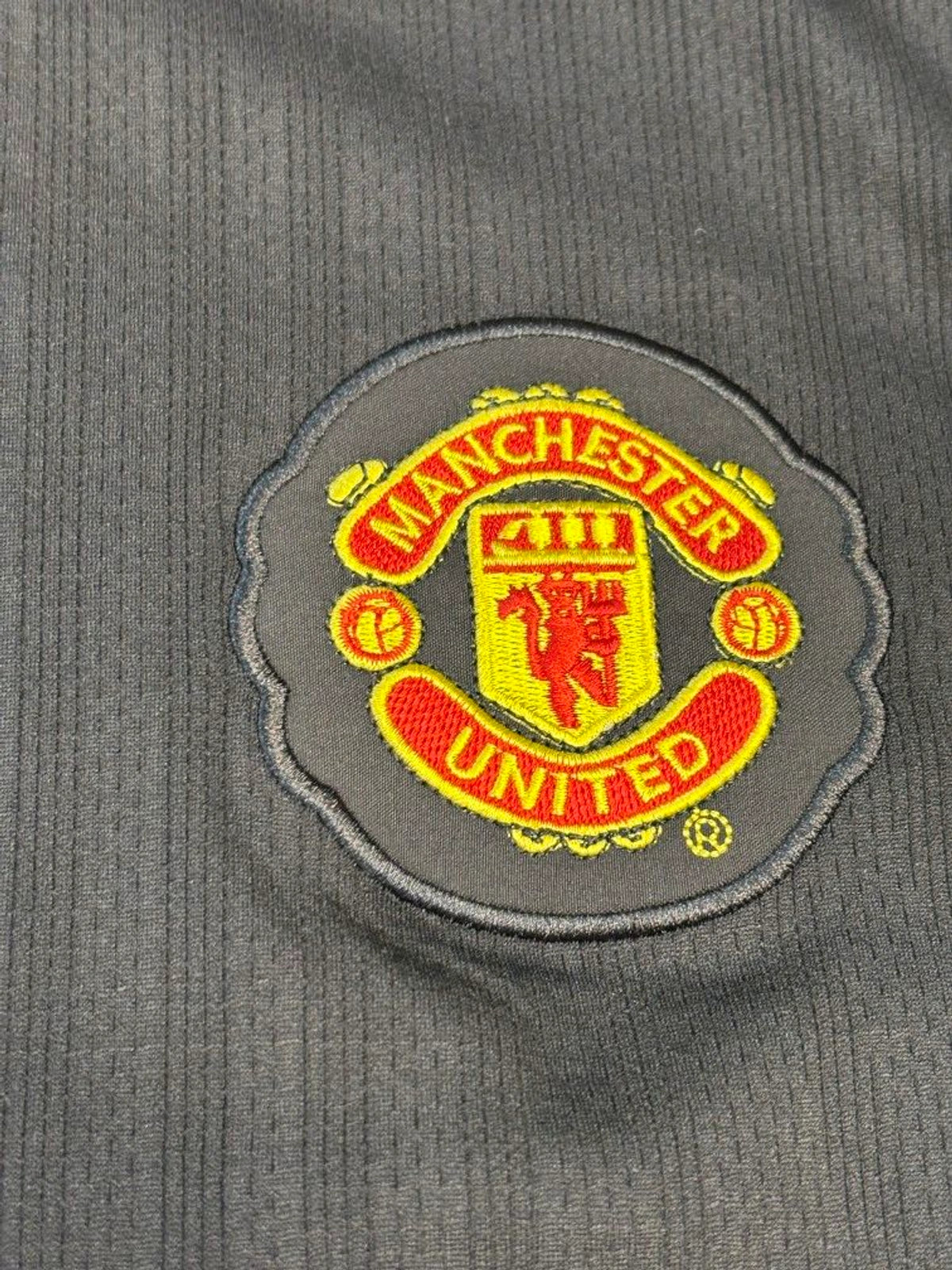 Retro Manchester United AIG 2007-08 Away Half Sleeve