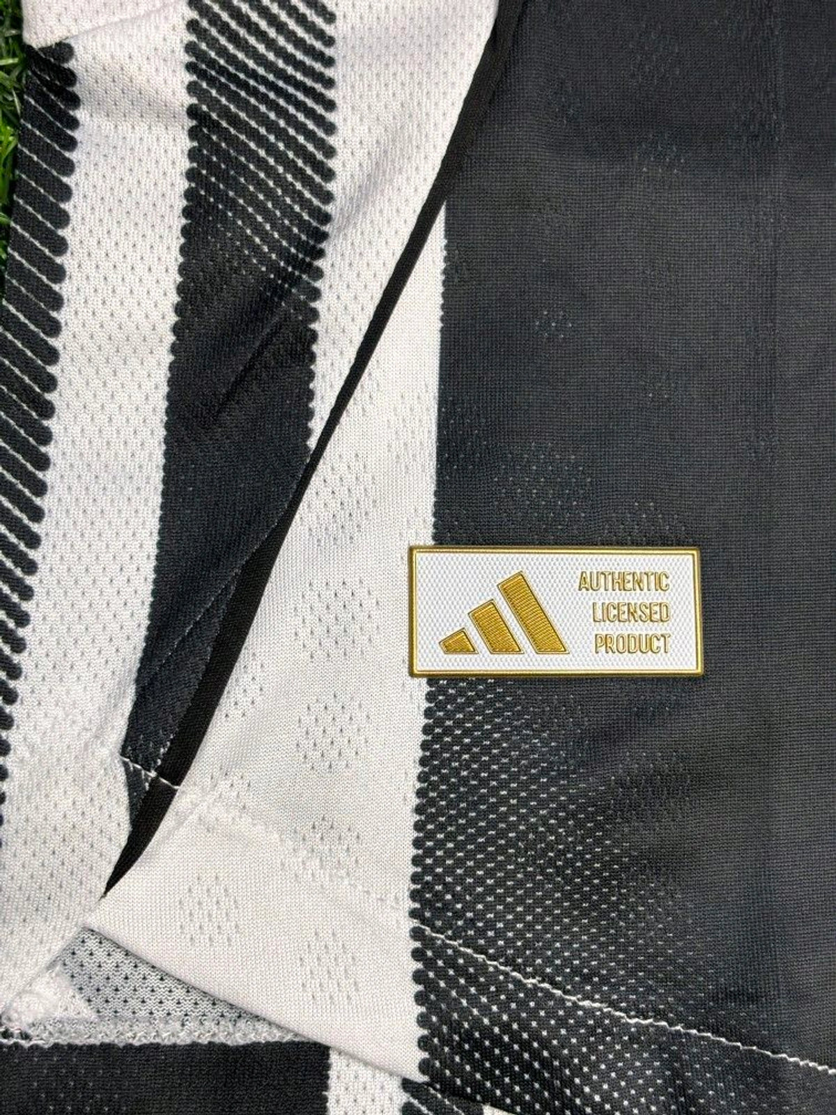 Juventus FC 25/26 Home Player Edition Half Sleeve
