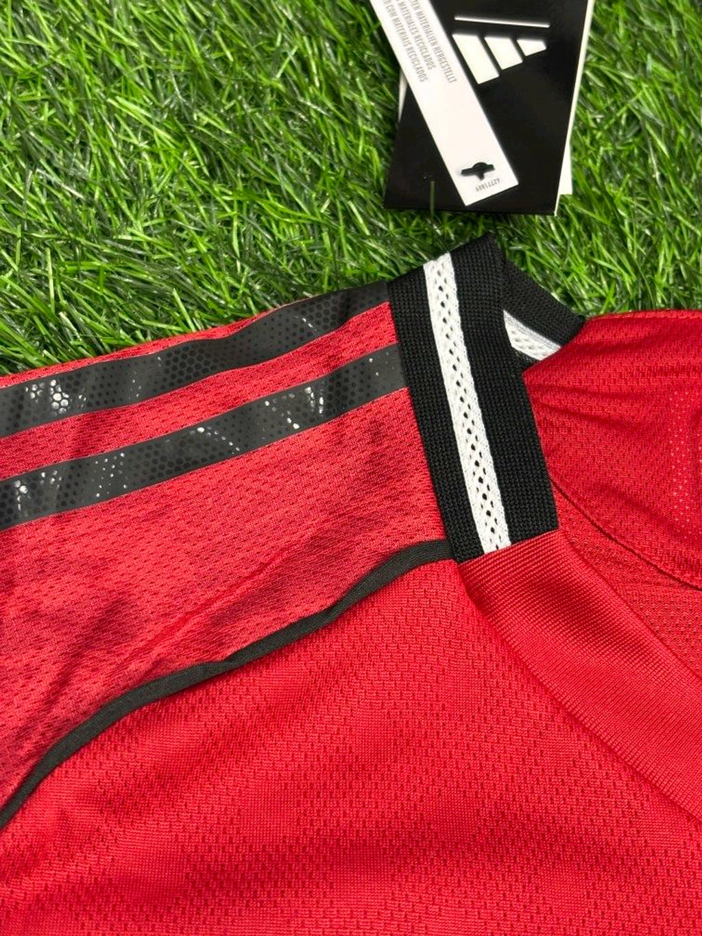 Manchester United 25/26 Home Player Edition